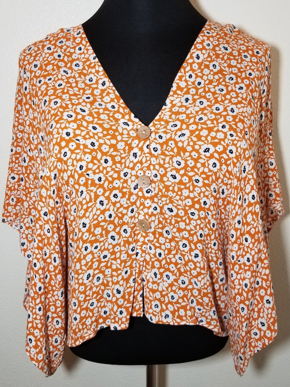 Vici Womens Medium Orange Floral Bat Sleeve Blouse Croquette Whimsy‎ Cottage